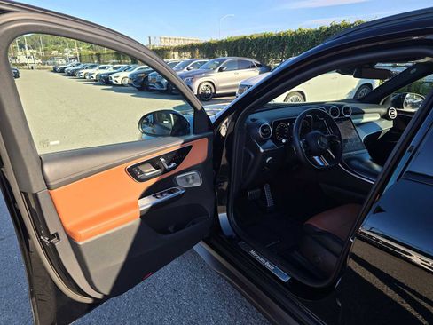 Used 2023 Mercedes-Benz GLC 300 GLC 300 image 21