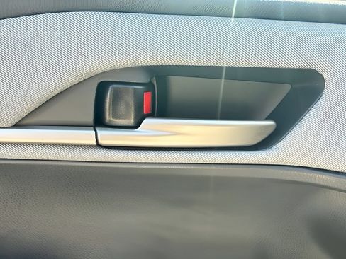 Used 2025 Toyota Camry LE w/ Convenience Package FWD image 12