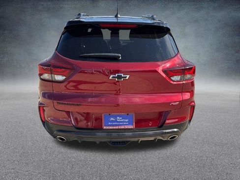 Used 2022 Chevrolet TrailBlazer RS w/ Sun and Liftgate Package FWD image 4