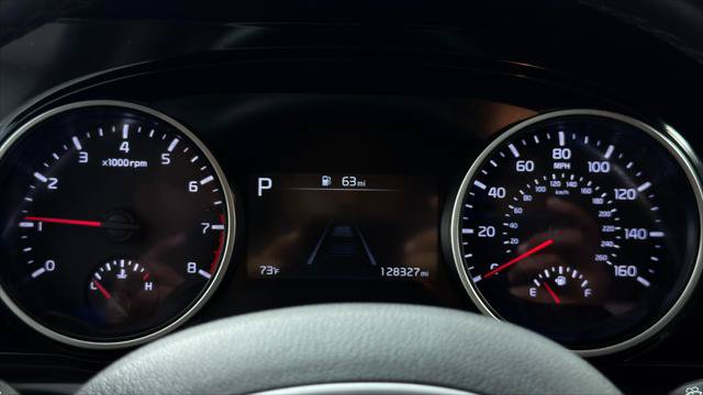 Used 2022 Kia Carnival SX FWD image 25