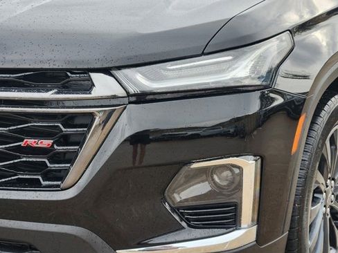 Used 2023 Chevrolet Traverse RS image 16