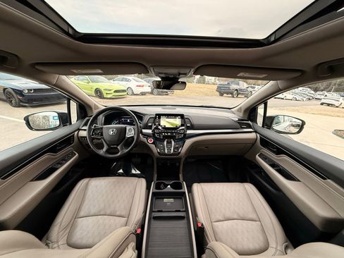 Used 2023 Honda Odyssey Elite image 29