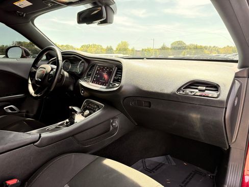 Used 2020 Dodge Challenger R/T Scat Pack RWD image 26