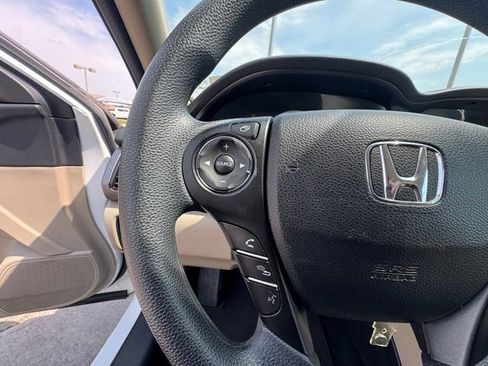 Used 2013 Honda Accord LX image 14