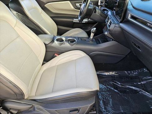 Used 2024 Ford Mustang Premium image 17