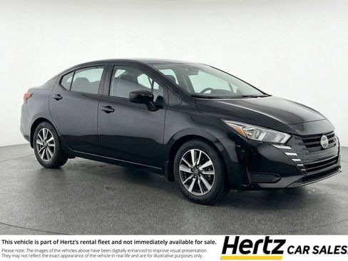 Used 2025 Nissan Versa SV FWD image 1