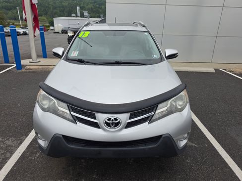 Used 2013 Toyota RAV4 Limited AWD/4WD image 9