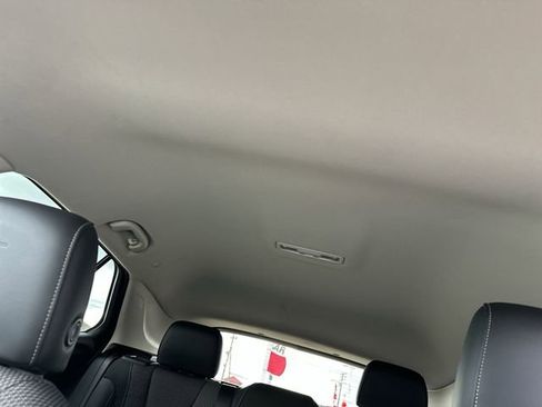 Used 2022 Buick Envision Preferred image 18