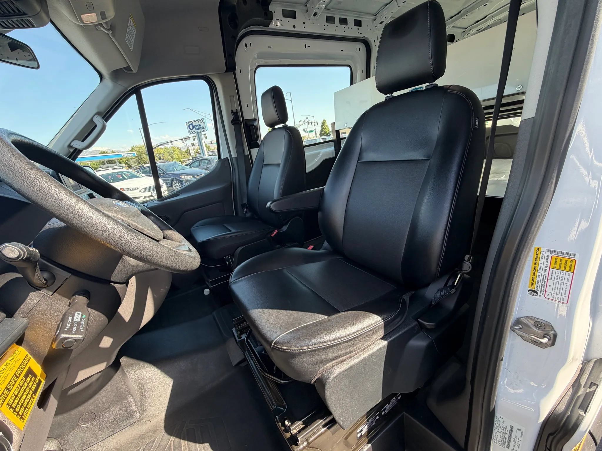 Used 2021 Ford Transit 250 Medium Roof RWD image 10
