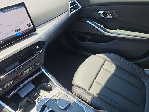 New 2026 BMW 330i xDrive Sedan w/ M Sport Package AWD/4WD image 19