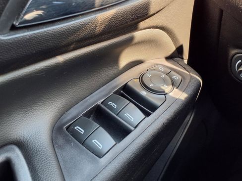 Used 2020 Chevrolet Equinox LT AWD/4WD image 10