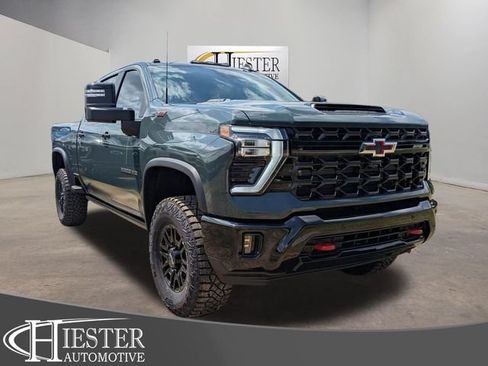New 2026 Chevrolet Silverado 2500 ZR2 AWD/4WD image 1