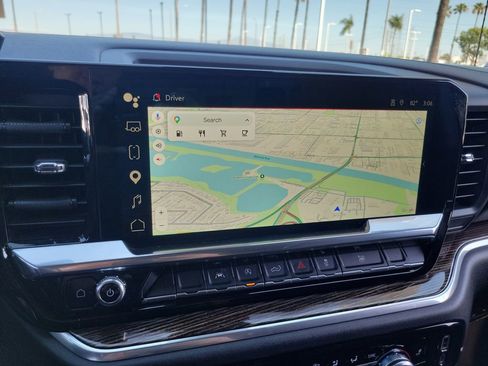 Used 2023 GMC Sierra 1500 SLE image 27