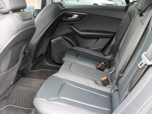 Used 2021 Audi Q8 Premium w/ Convenience Package AWD/4WD image 15