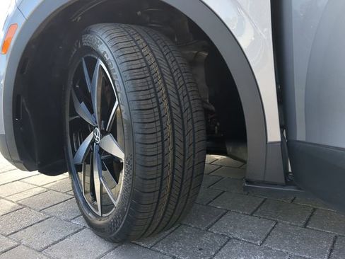 Certified 2023 Volkswagen ID.4 Pro S image 36