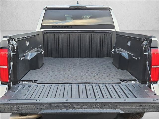 Certified 2024 Toyota Tacoma TRD Off-Road AWD/4WD image 6