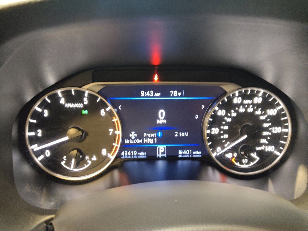 Used 2025 Nissan Altima 2.5 SV FWD image 23