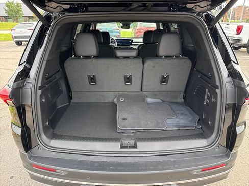New 2026 Buick Enclave Preferred w/ Power Package FWD image 9