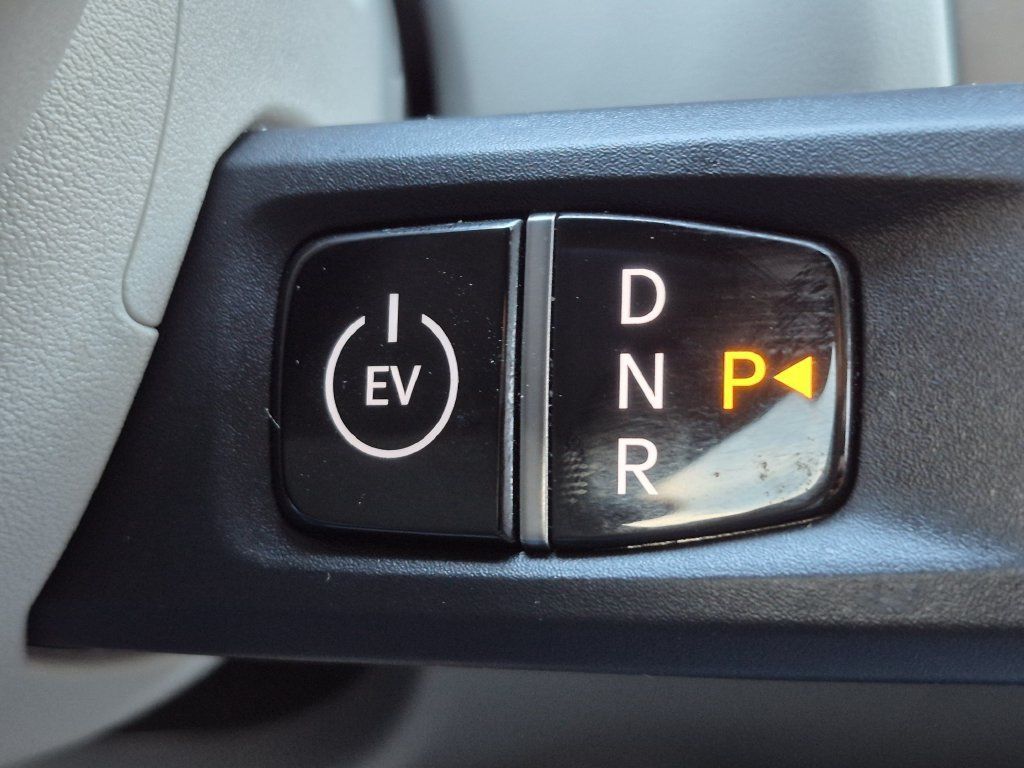 Used 2024 Kia EV9 Wind AWD/4WD image 23