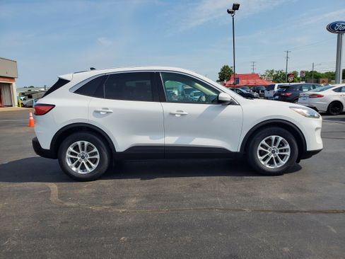 Used 2020 Ford Escape SE FWD image 5