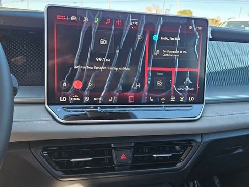 New 2026 Volkswagen Tiguan SE FWD image 20