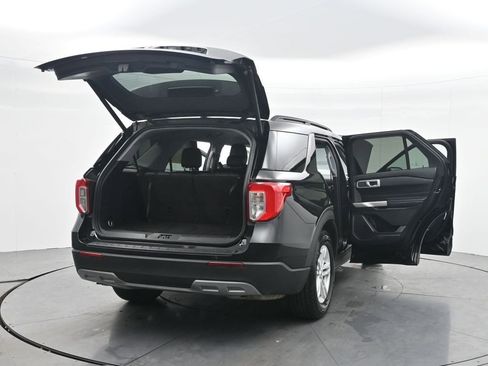 Used 2024 Ford Explorer XLT w/ Equipment Group 202A image 45