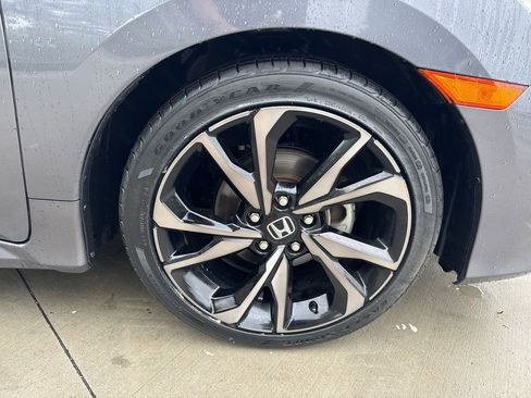 Used 2020 Honda Civic Sport image 11