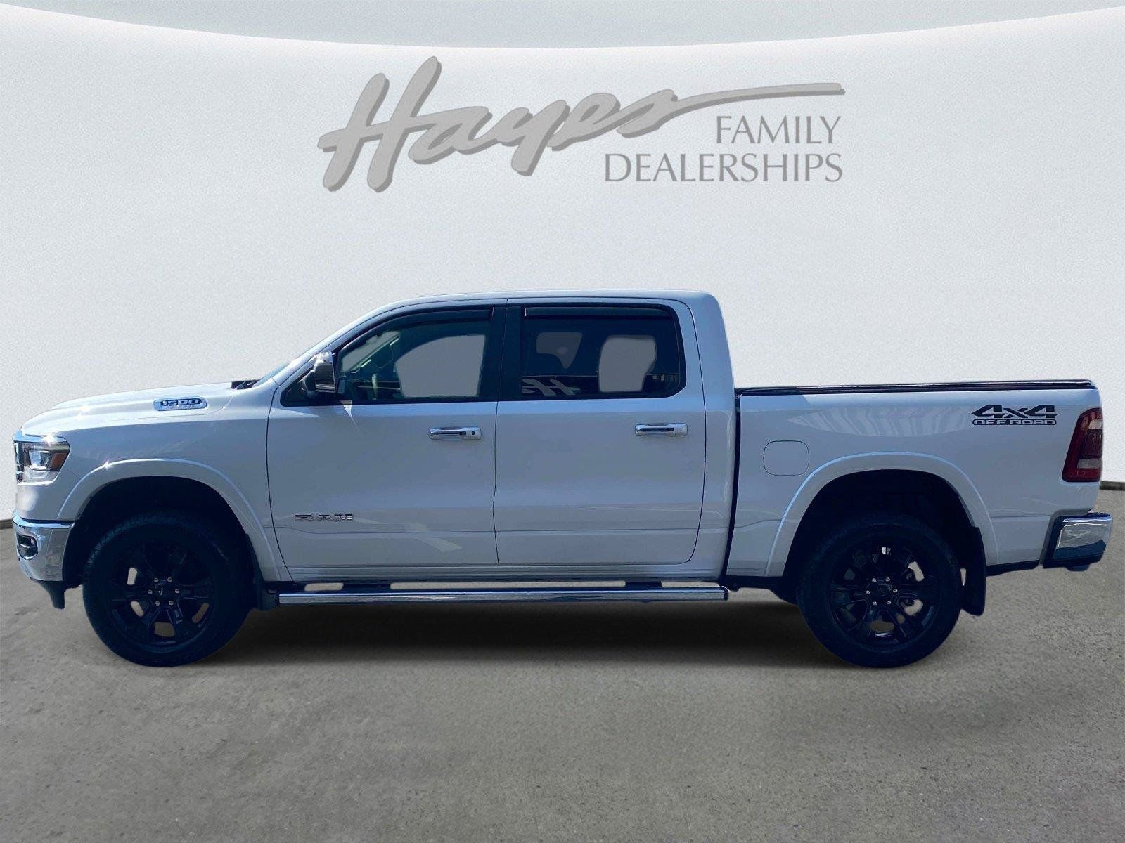 Used 2020 RAM 1500 Laramie AWD/4WD image 9