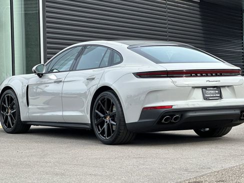 New 2026 Porsche Panamera image 3