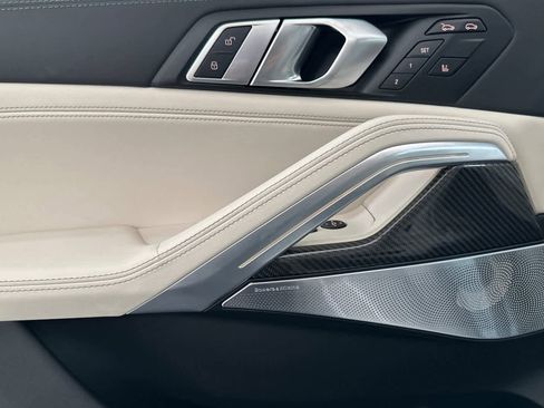 New 2026 BMW X6 M60i image 12