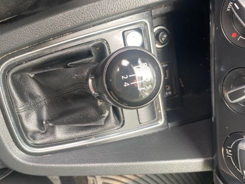 Used 2018 Volkswagen Jetta SE FWD image 16