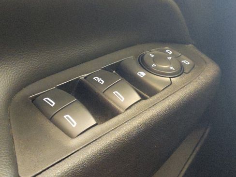 Used 2022 Chevrolet Equinox LT FWD image 27