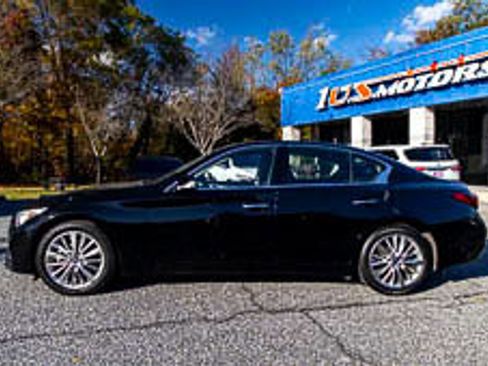 Used 2021 INFINITI Q50 Luxe image 3