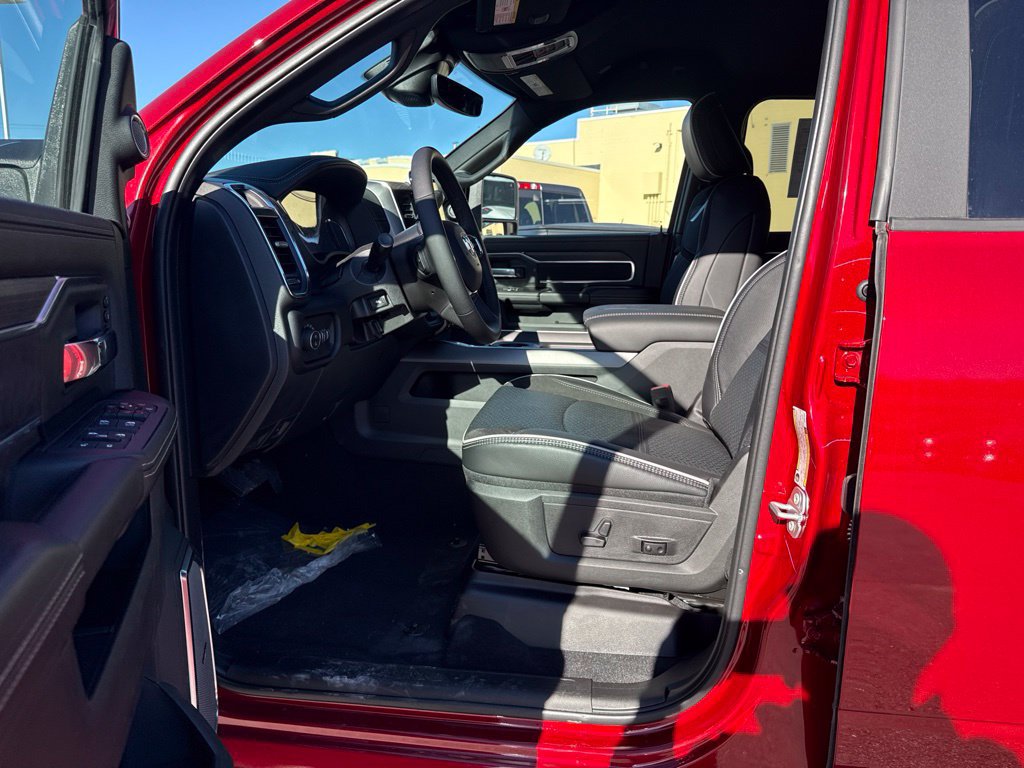New 2027 RAM 2500 Laramie AWD/4WD image 16