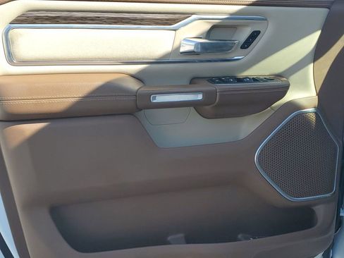 Used 2019 RAM 1500 Laramie image 42