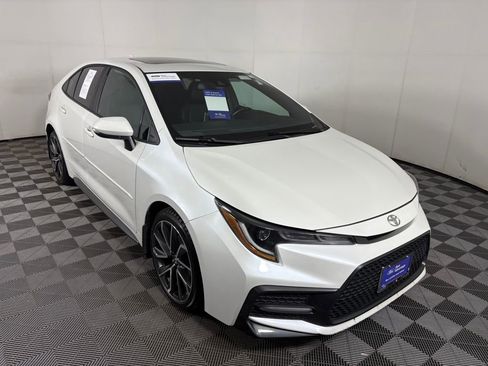 Used 2020 Toyota Corolla XSE image 1