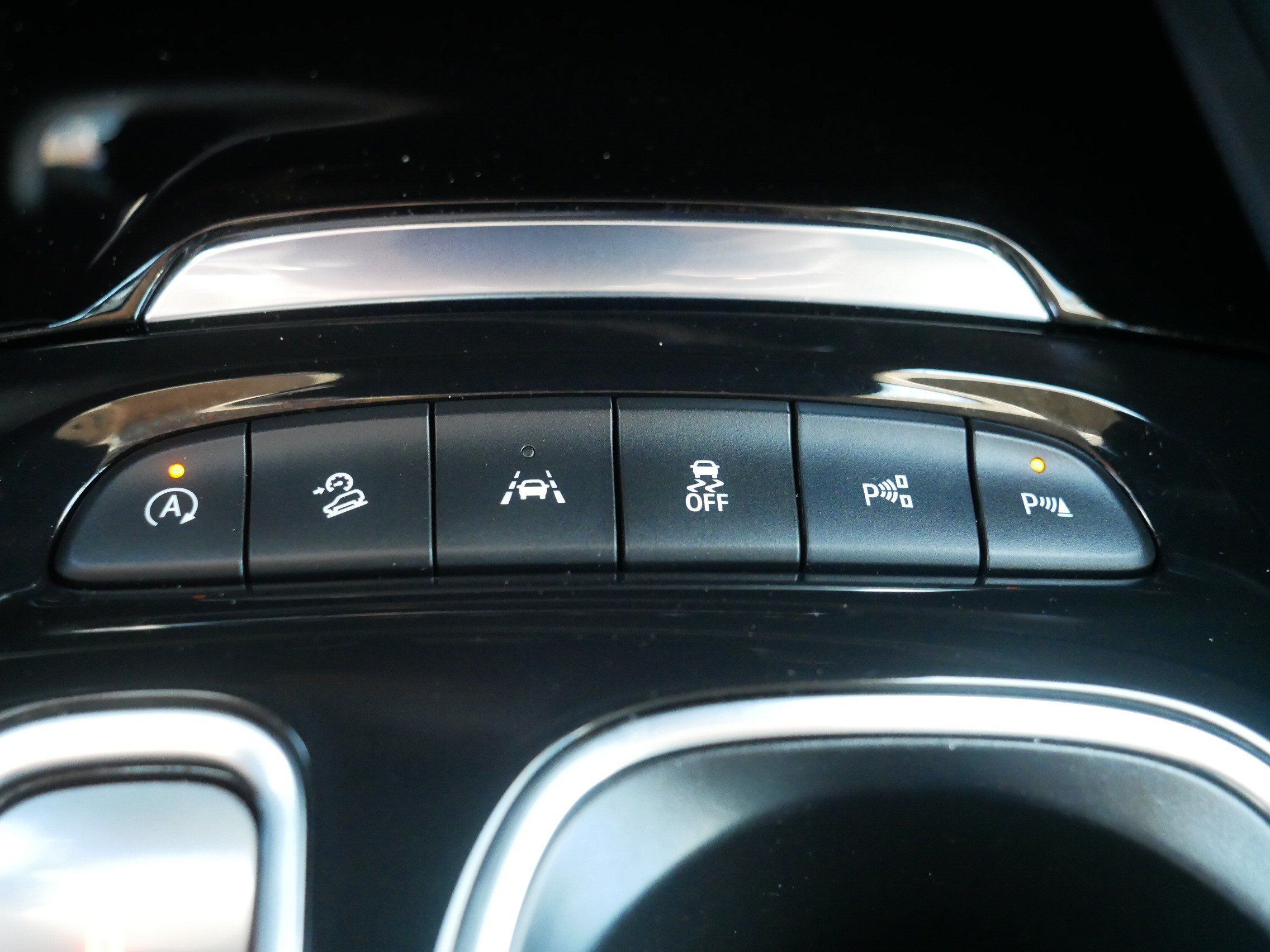 Used 2023 Buick Envision Avenir AWD/4WD image 31