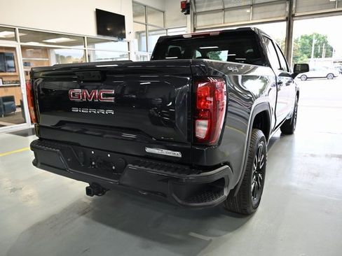 New 2026 GMC Sierra 1500 Elevation image 5