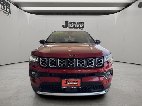 Used 2024 Jeep Compass Limited AWD/4WD image 4