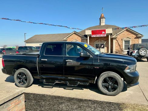 Used 2016 RAM 1500 Express w/ Black Ram 1500 Express Group image 4