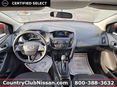 Used 2018 Ford Focus SE image 23