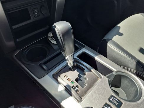 Used 2014 Toyota 4Runner SR5 Premium AWD/4WD image 12