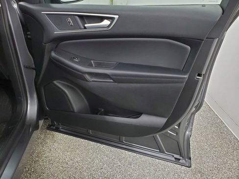 Used 2024 Ford Edge SEL w/ Convenience Package image 18