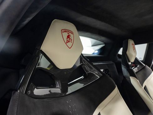 Used 2024 Lamborghini Huracan Tecnica RWD image 59