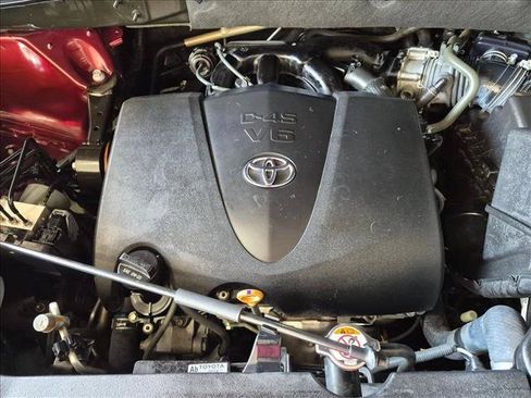 Used 2019 Toyota Highlander Limited FWD image 23