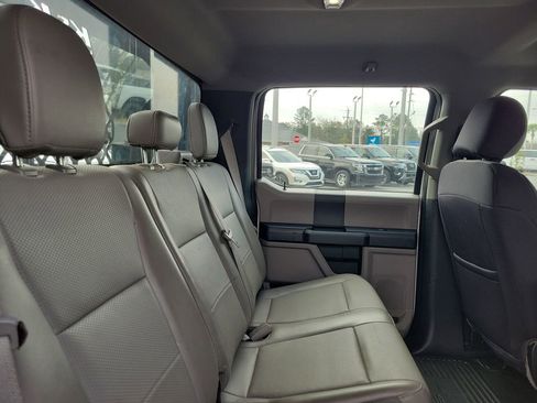 Used 2019 Ford F550 XL w/ Power Equipment Group image 27