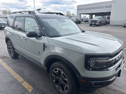 Used 2024 Ford Bronco Sport Outer Banks w/ Tech Package image 1