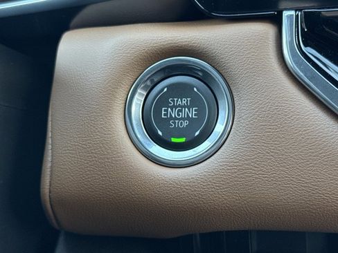 New 2026 GMC Canyon AT4 w/ Technology Plus Package AWD/4WD image 25