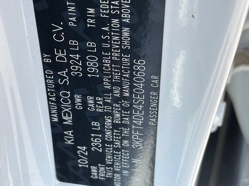 Certified 2025 Kia K4 FWD image 32