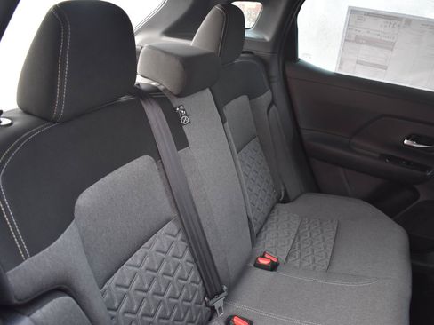 Used 2026 Nissan Kicks SV w/ SV Premium Package FWD image 42